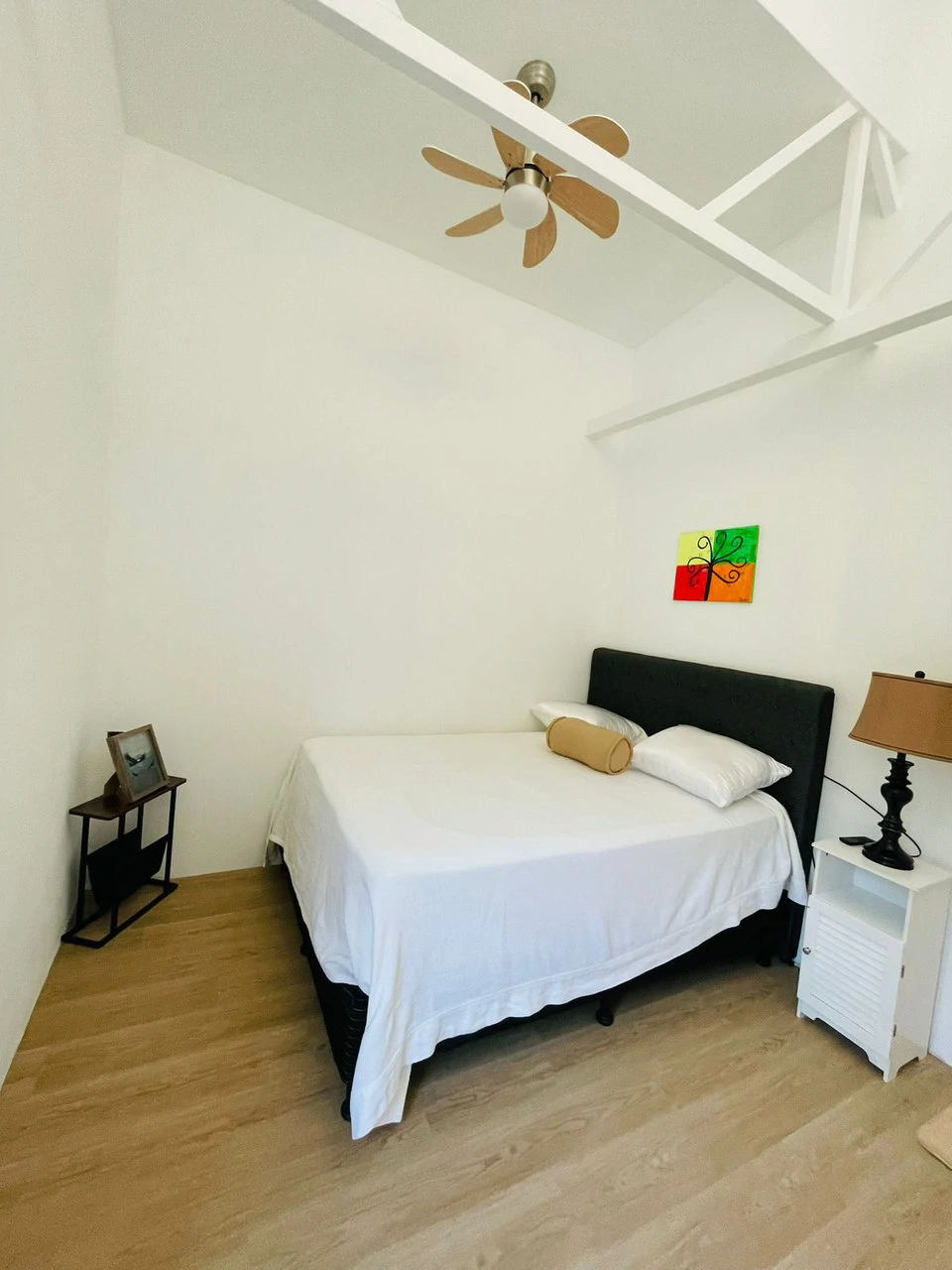 Private Hillside Wonder...: PEACEFUL HILLSIDE LIVING IN GATED QUINTA COMMUNITY - Gallery image 15
