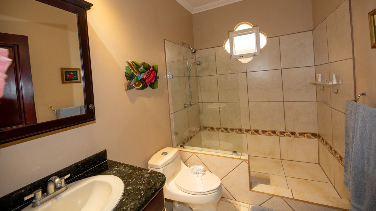 Fantastic Casa Paraiso Azul: In Demand Community in Bejuco, just 400 yards from the beach! - Gallery image 29