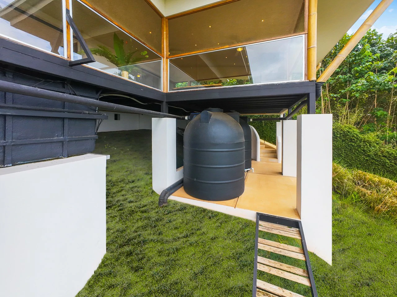 Mar Mystique Haven: Your Dream Home with Stunning Ocean Views - Gallery image 55