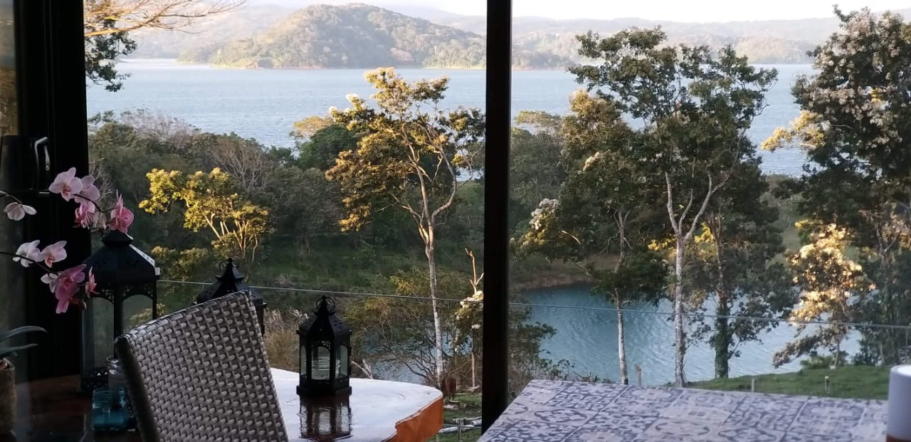 VILLA SUNRISE - Modern Home with AirBnB potential - Gallery image 4