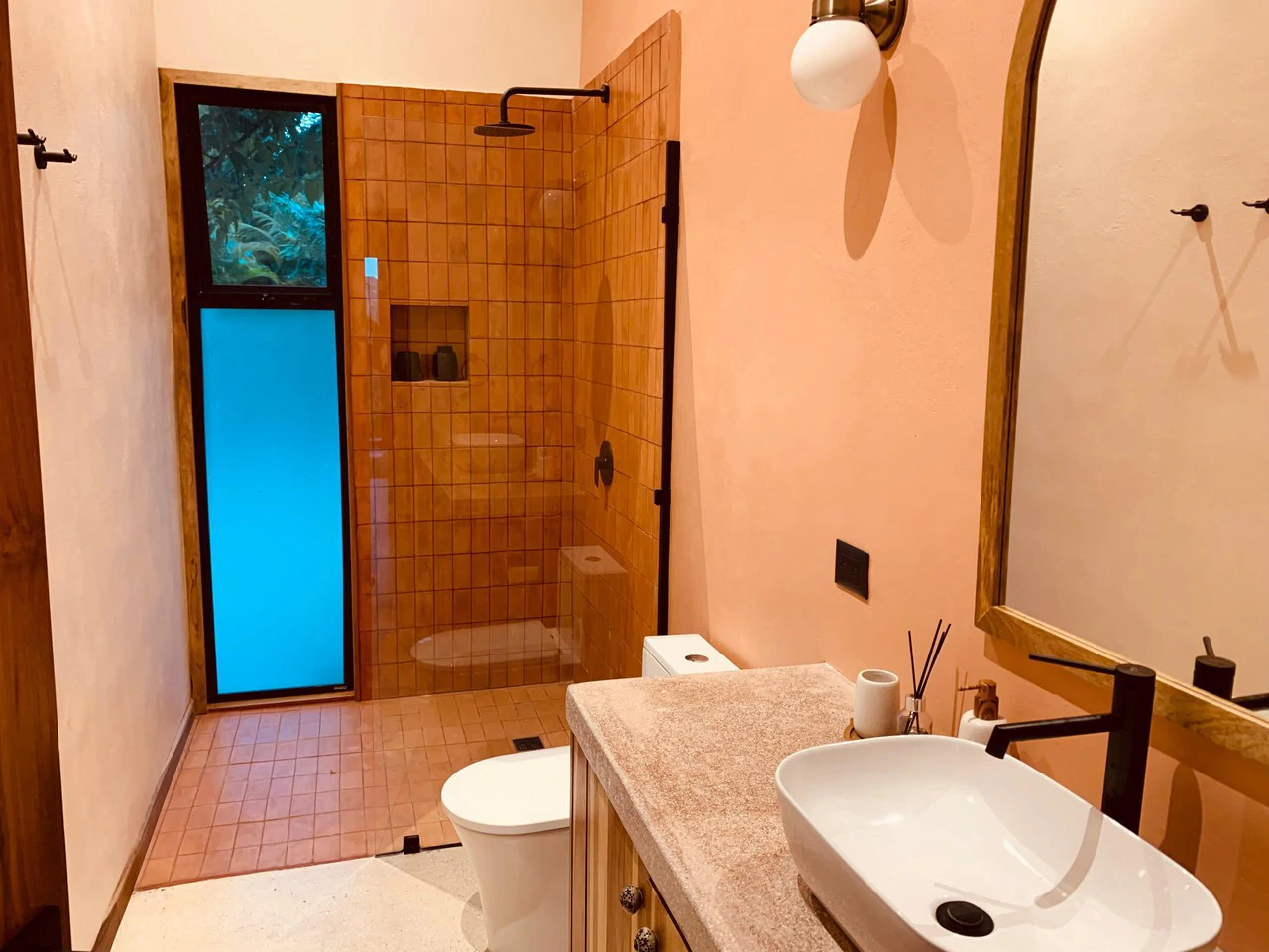 Brand New Modern 2 Bedroom Home in Santiago Minutes from Hermosa Beach and Santa Teresa:Beautifully Designed  - Great  Rental Business - Gallery image 15