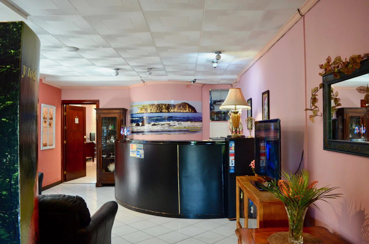 Mixed Use Building For Sale in Rohrmoser - Gallery image 4