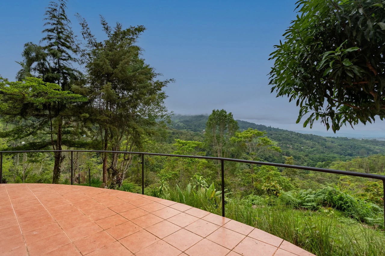 Expansive 27 Acre Farm with Residence in San Isidro del General - Gallery image 41