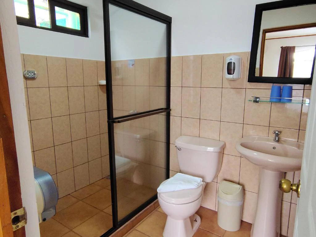 Monteverde Hotel & Attached 3-Bedroom House with Scenic Views CP0626: Boutique Hotel with Attached Private Residence in Monteverde – Turnkey Investment - Gallery image 20