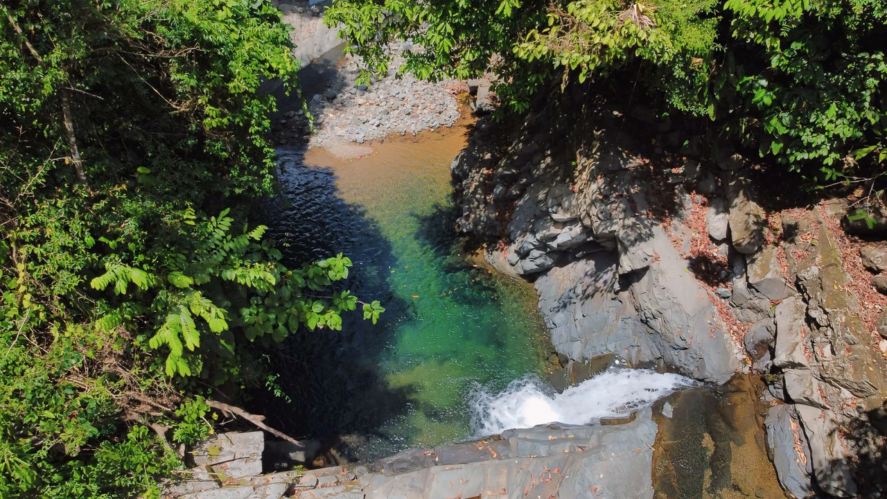 FINCA CERRO DEL TIGRE! OVER 20 ACRES OF PRIMARY FOREST AND WATERFALLS.: Mountain Agricultural Land For Sale in La Unión - Gallery image 3