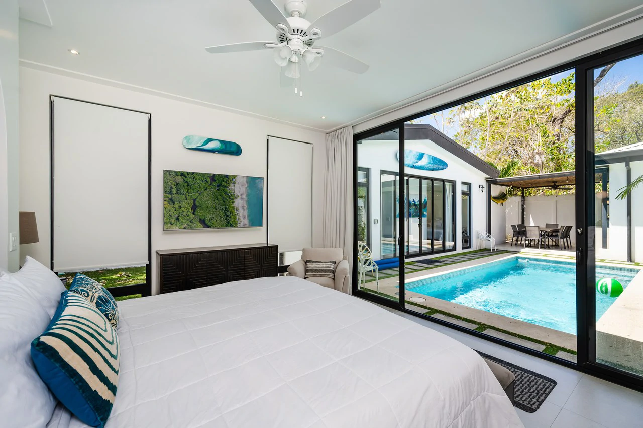 Casa Rio: Modern 5-Bedroom Home with Pool & Casita in Surfside Potrero - Gallery image 12