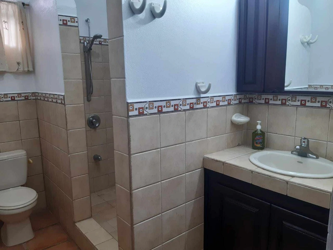 Casa Tropical Breezes: Walk to the Beach from a Secure Gated Community in Bejuco! - Gallery image 18
