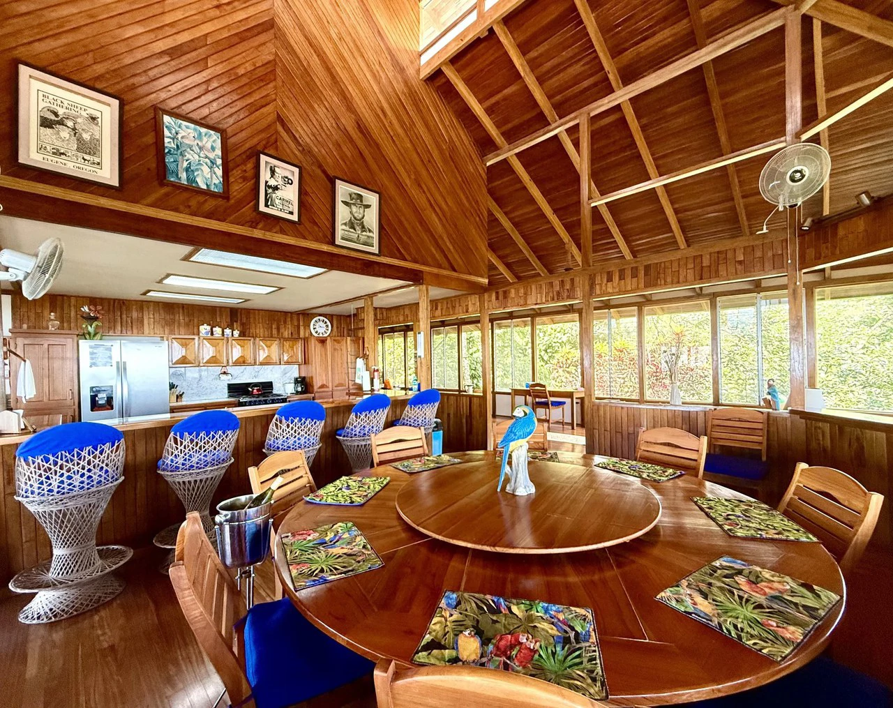CASA DE LAPAS - OCEAN VIEW: Could you live at the Top of a Mountain in Costa Rica?  Because.... now you can!  Billion dollar views for only $1 Million USD. - Gallery image 20