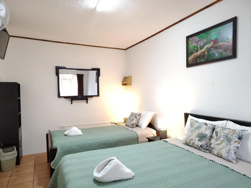 Monteverde Hotel & Attached 3-Bedroom House with Scenic Views CP0626: Boutique Hotel with Attached Private Residence in Monteverde – Turnkey Investment - Gallery image 22