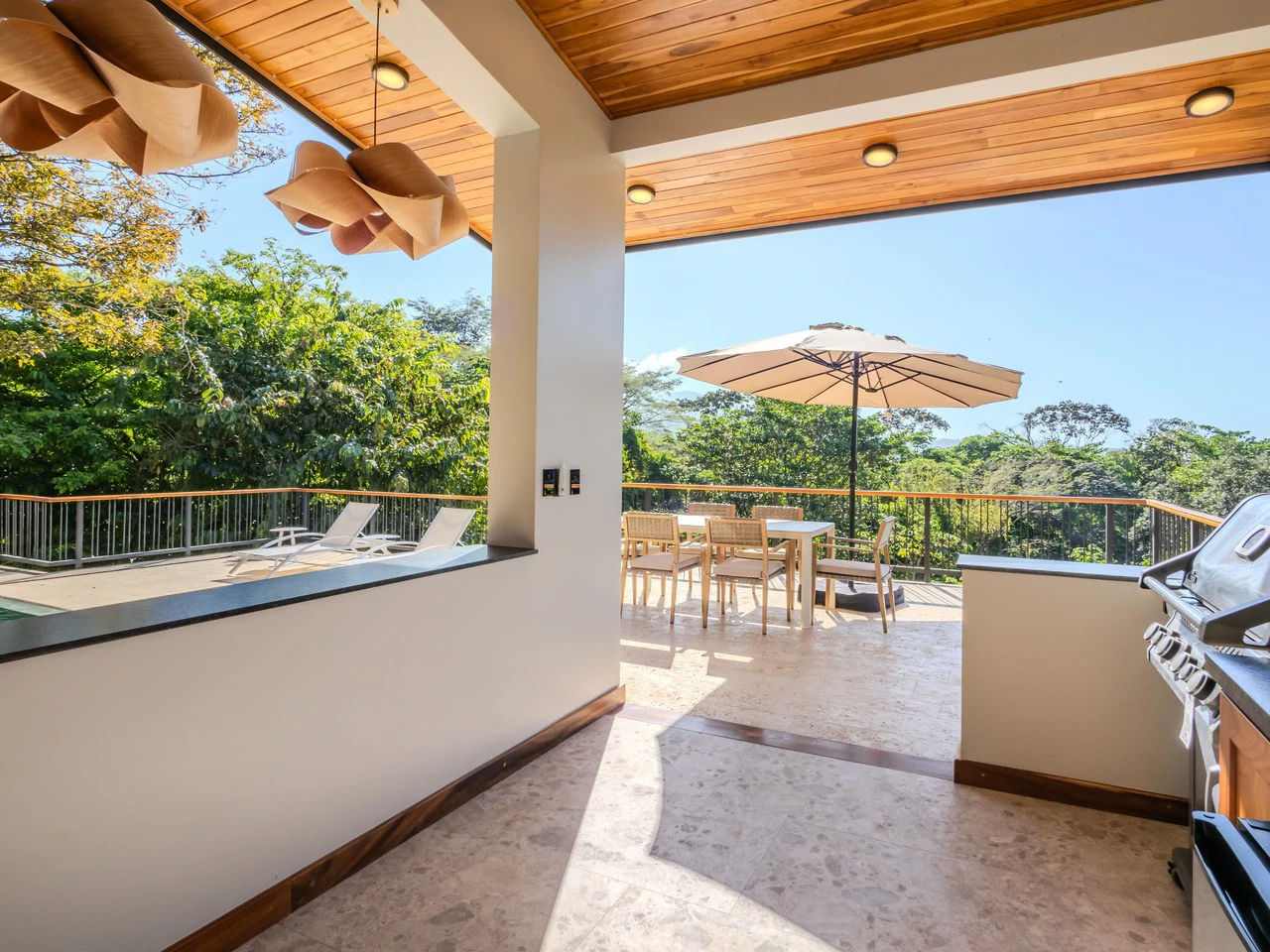 Luxury 3 Bedroom Home with Ocean Views in Downtown Uvita - Gallery image 17