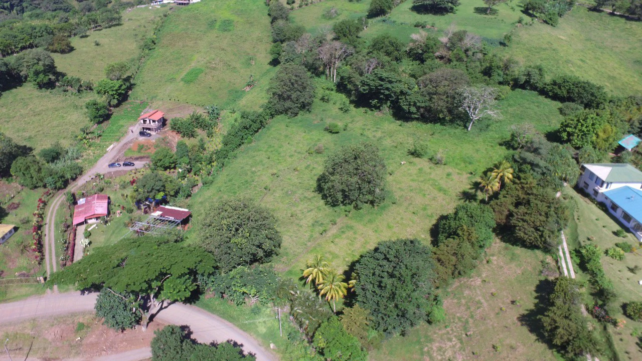 BAHIA PESCADORA: Lakefront and Countryside Home Construction Site For Sale in Nuevo Tronadora - Gallery image 9