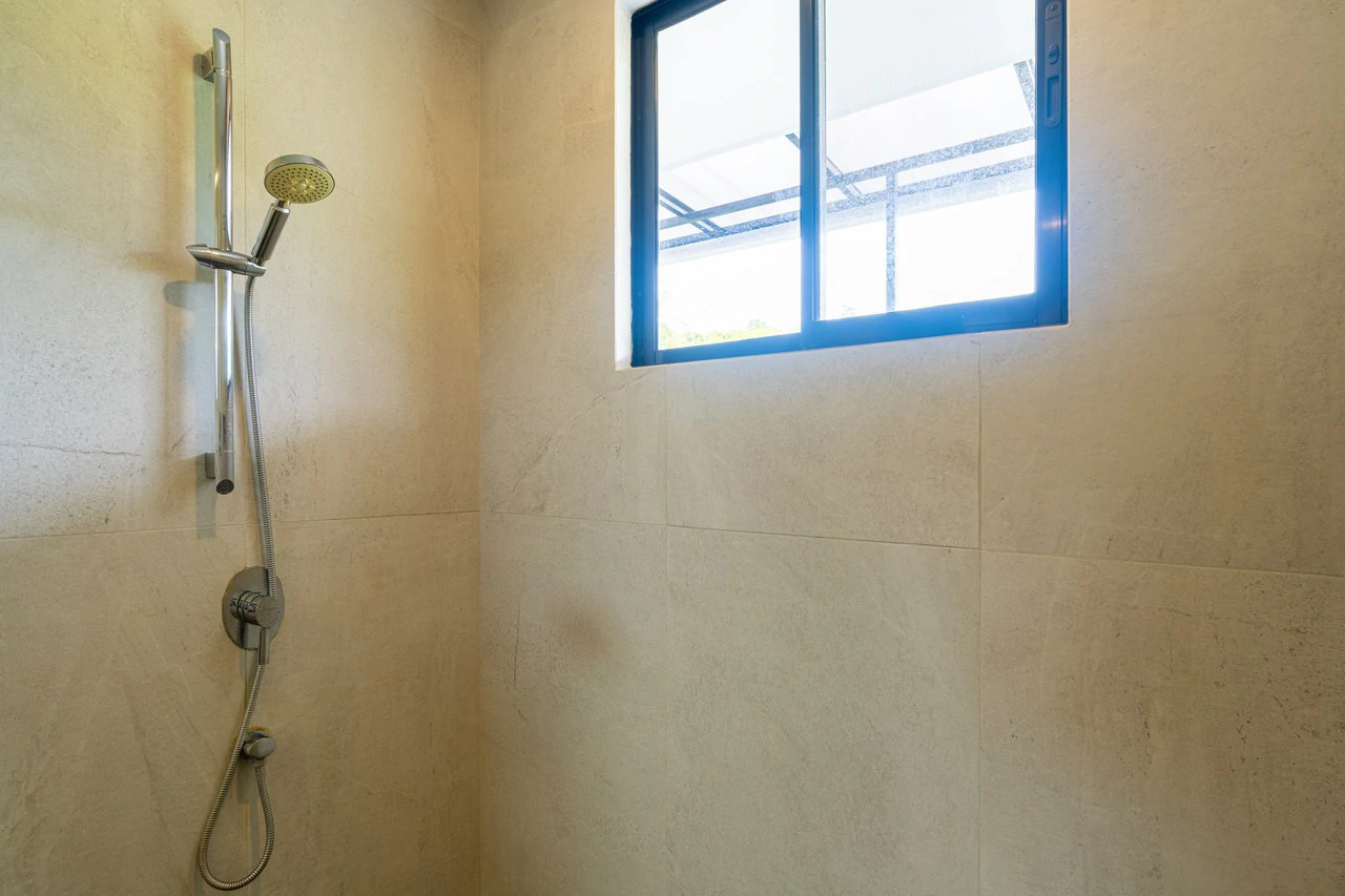 Outstanding Garden Treasure in Ojochal, Modern 4 bedroom on 1 acre - Gallery image 41