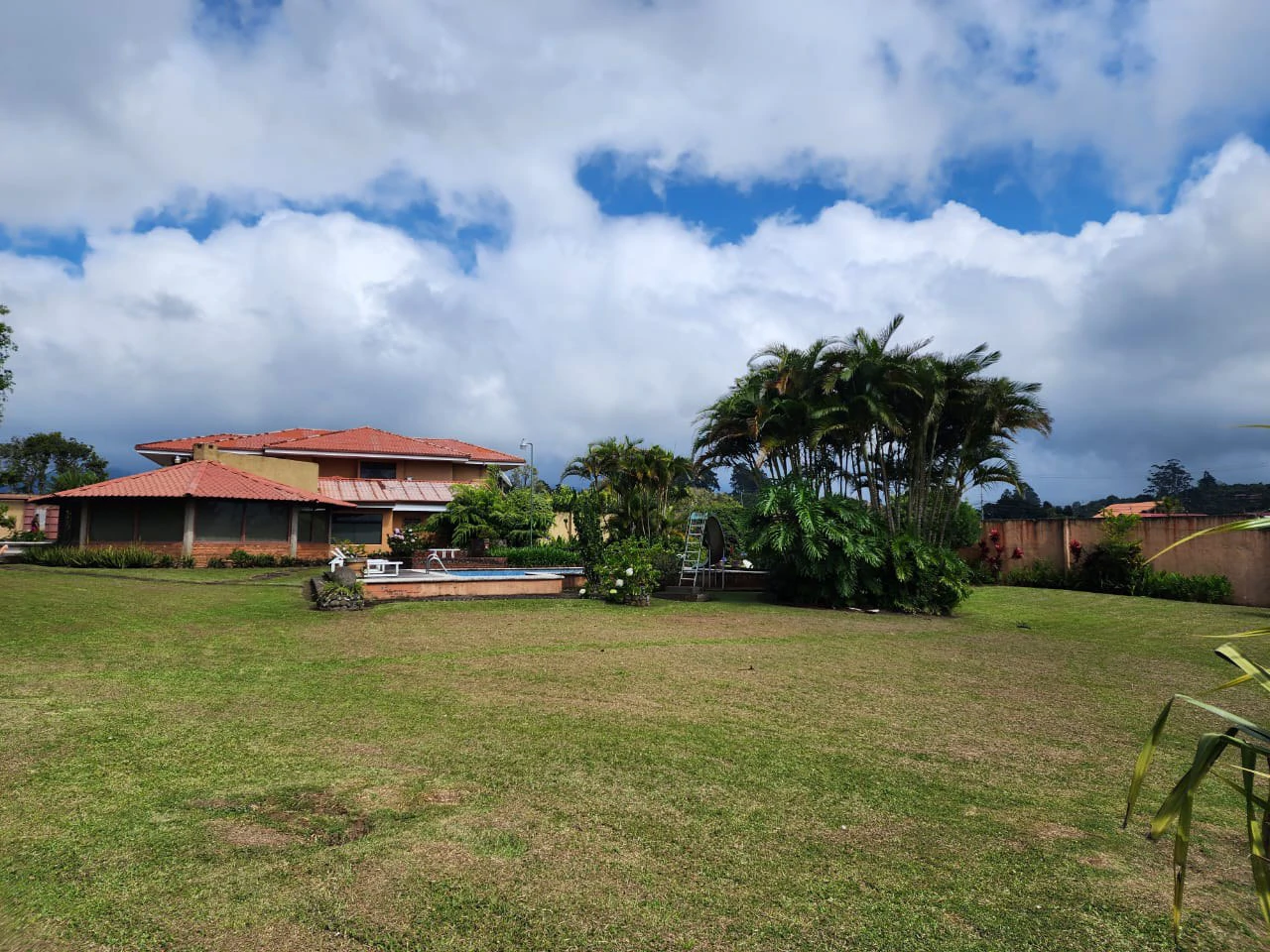 Villa For Sale in San Luis - Gallery image 9