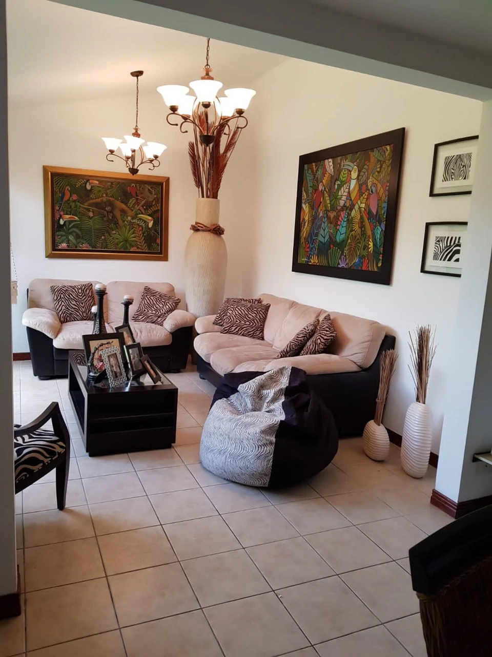 House For Sale in Santa Ana - Gallery image 6