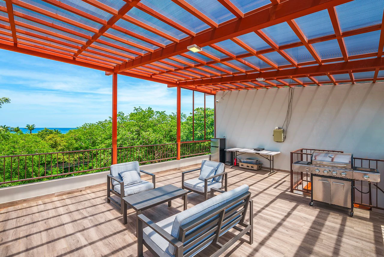 Casa Tuga: 4BR Ocean View Home with Pool, Steps from the Beach - photo 26