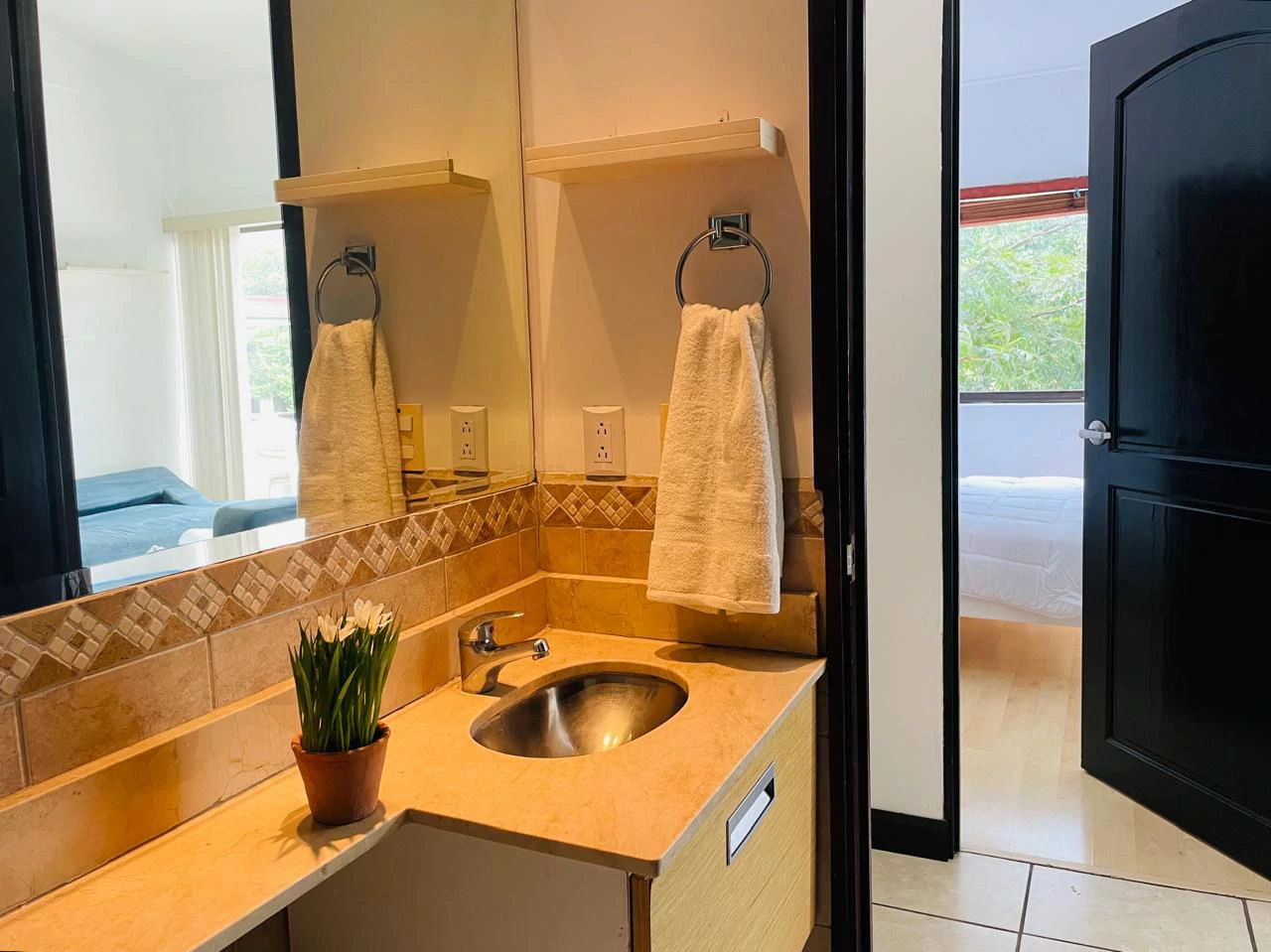 2 bedroom furnished apartament for sale Santa Ana Costa Rica - Gallery image 10