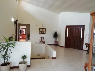 House For Sale in San Isidro - Gallery image 16