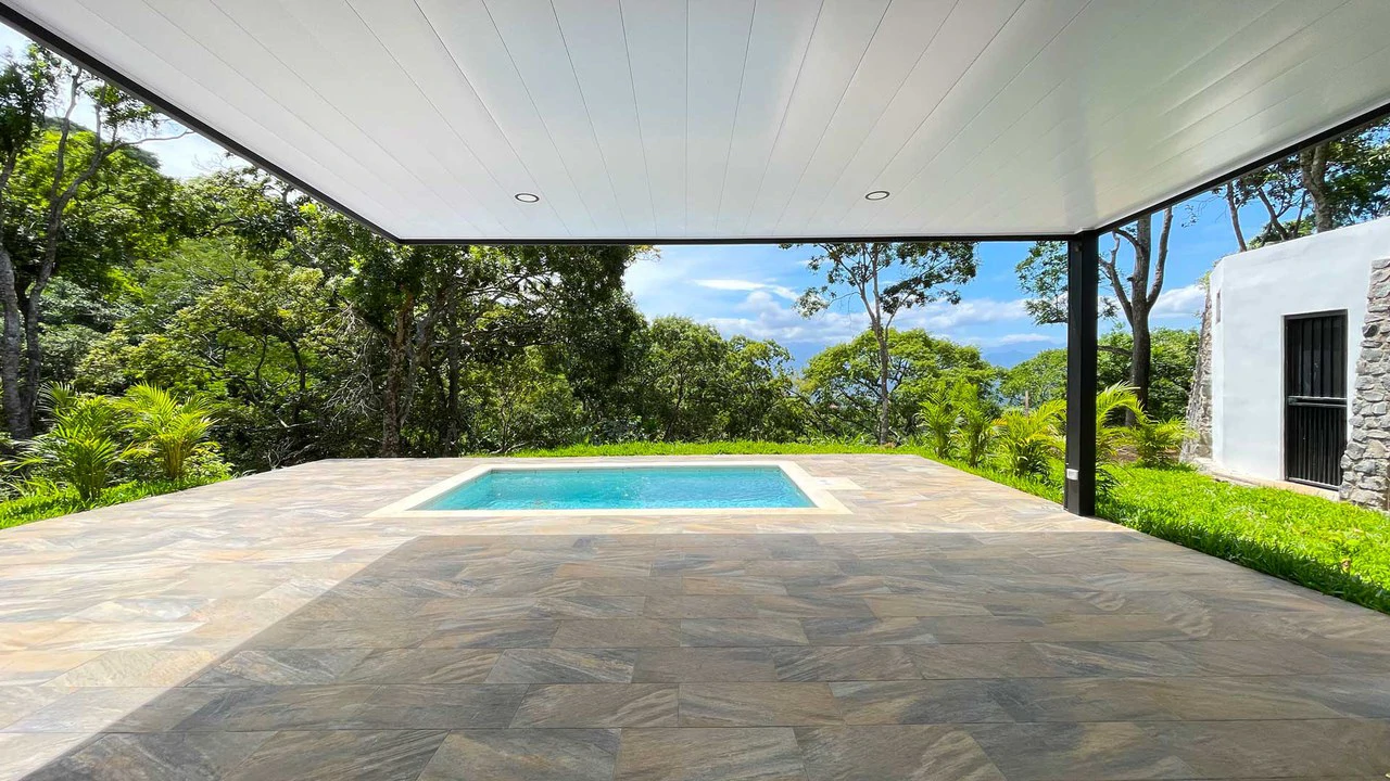 New Home for Sale in Atenas, Costa Rica with Private Pool and Tropical Surroundings - Gallery image 8