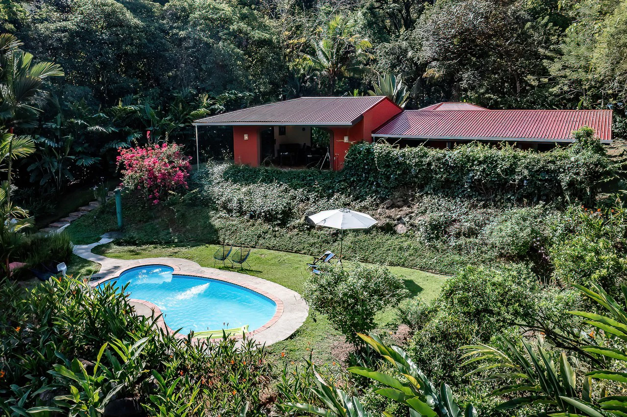 A TRANQUIL HAVEN: PRIME INVESTMENT OPPORTUNITY IN UVITA'S LUSH RIVER ENCLAVE: Mountain Hotel/Resort/Hostel For Sale in Uvita - Gallery image 57