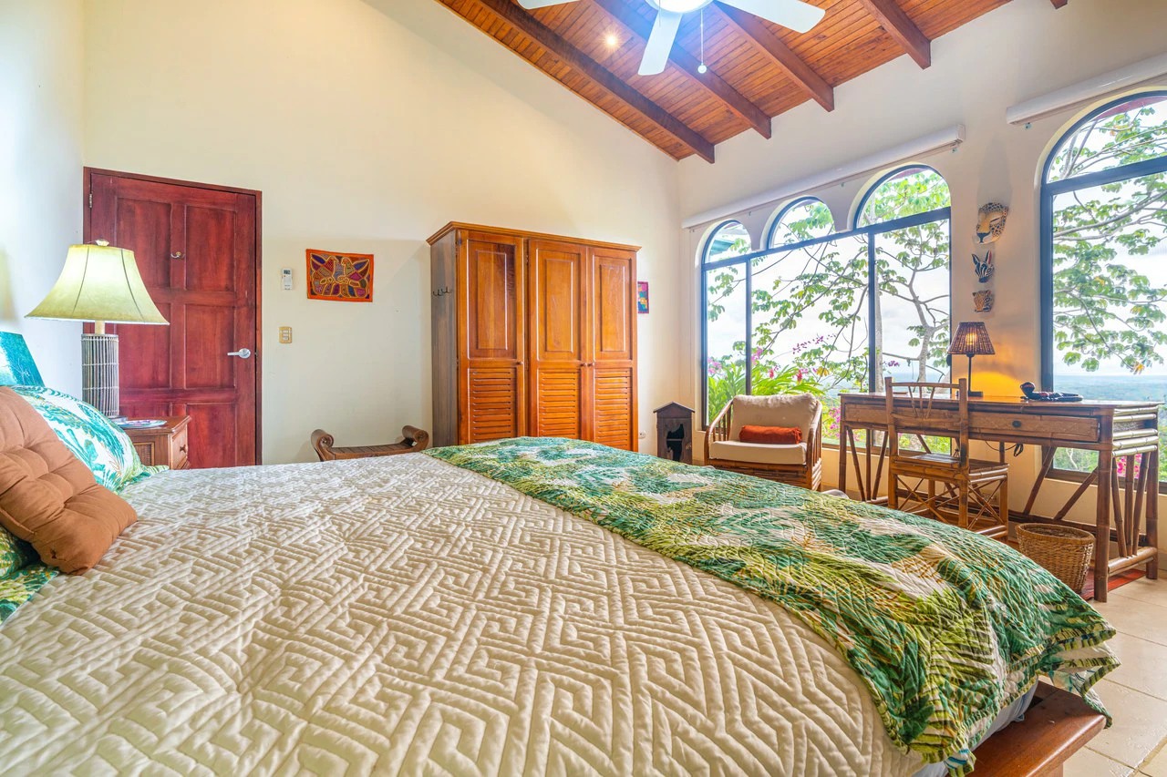 Casa Mono Titi: Front Ridge Ocean View  – Tres Rios, Costa Rica - Gallery image 29