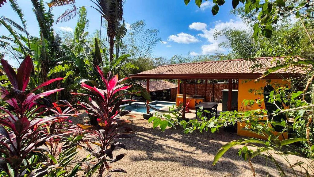 Casa Jungle Tree: PRICE DROP - Tropical Living with Pool, Expansion & Vehicle Included – Ready to enjoy the Pura Vida Lifestyle! - Gallery image 28