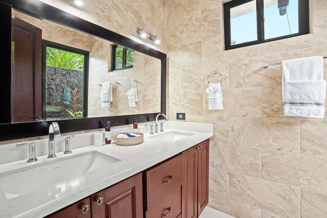Pura Vida House: 6 bedroom 6 Bathroom Rental Juggernaut in Gated Community - Gallery image 33
