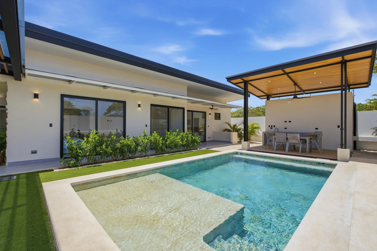 Villa Fresno: Newly Completed Contemporary Home with Private Pool Near Playa Avellanas - Gallery image 24