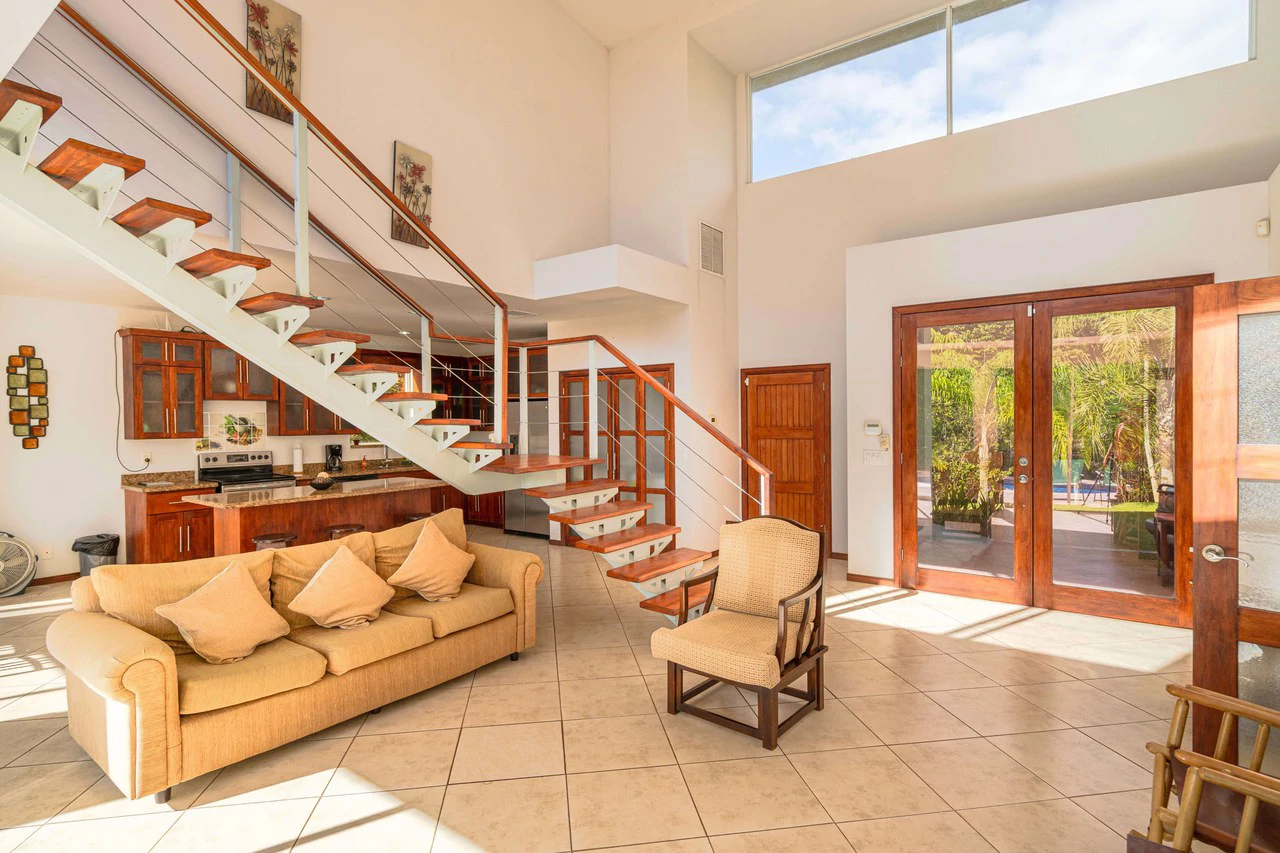 Casa Fox Las Palmas: Mountain House For Sale in Quepos - Gallery image 6