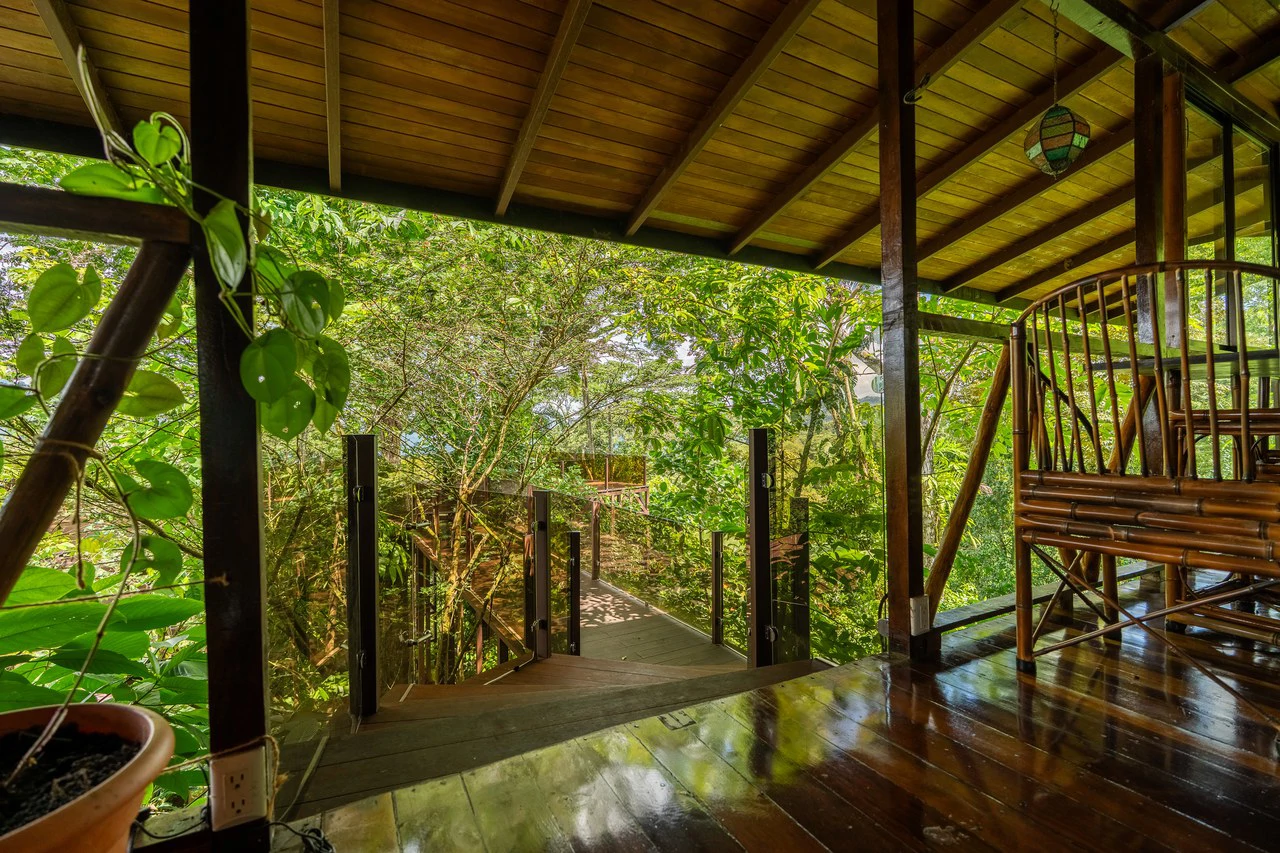 Prime 7.8 Acre Commercial Property with Restaurant for Sale in Costa Rica - Gallery image 36