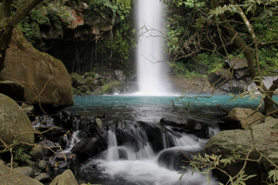 Small Mountain Hotel with camp ground: Charming B&B for Sale in the Mountains of Curubandé, Guanacaste – Nature, Tranquility, and Profitability in One Place.