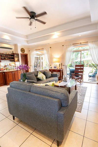 Amazing Casa Tiburon: Large Yard Walking Distance from the Beach! - Gallery image 21