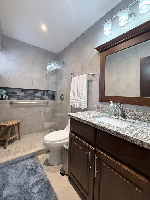 Unique Oversized Lot Home in Ciudad del Mar with 4 Covered Parking - Gallery image 44