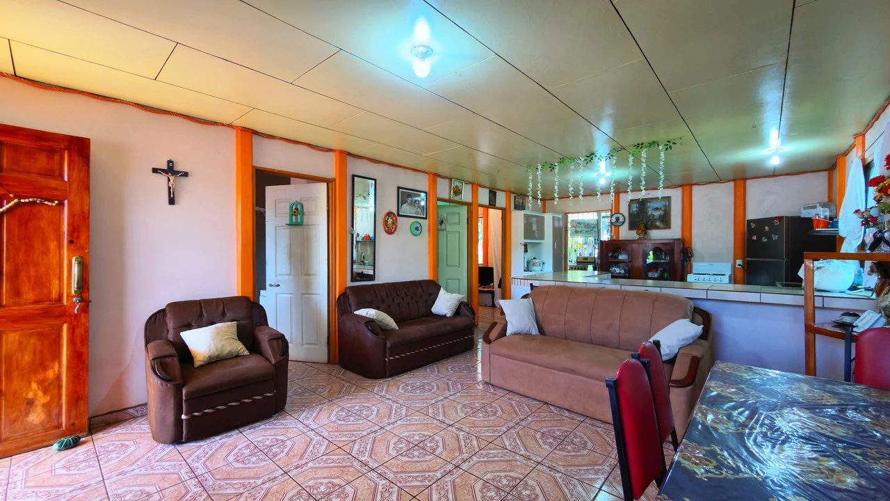 House For Sale in Pavones - Gallery image 6