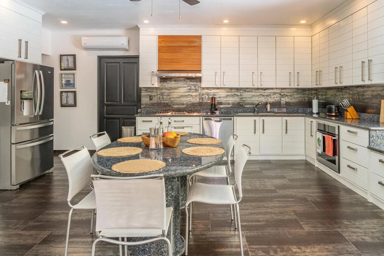 Casa Las Palmas: Excellent Value in a Beautiful Gated Community - Gallery image 13