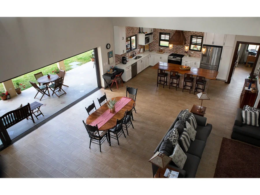 Exclusive Luxury Residence in Gated Community – Brasil de Santa Ana - Gallery image 8