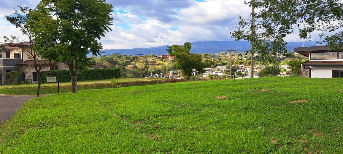 CORNER LOT FOR SALE IN MONTEZUMA CONDOMINIUM – GRECIA, COSTA RICA - Gallery image 5