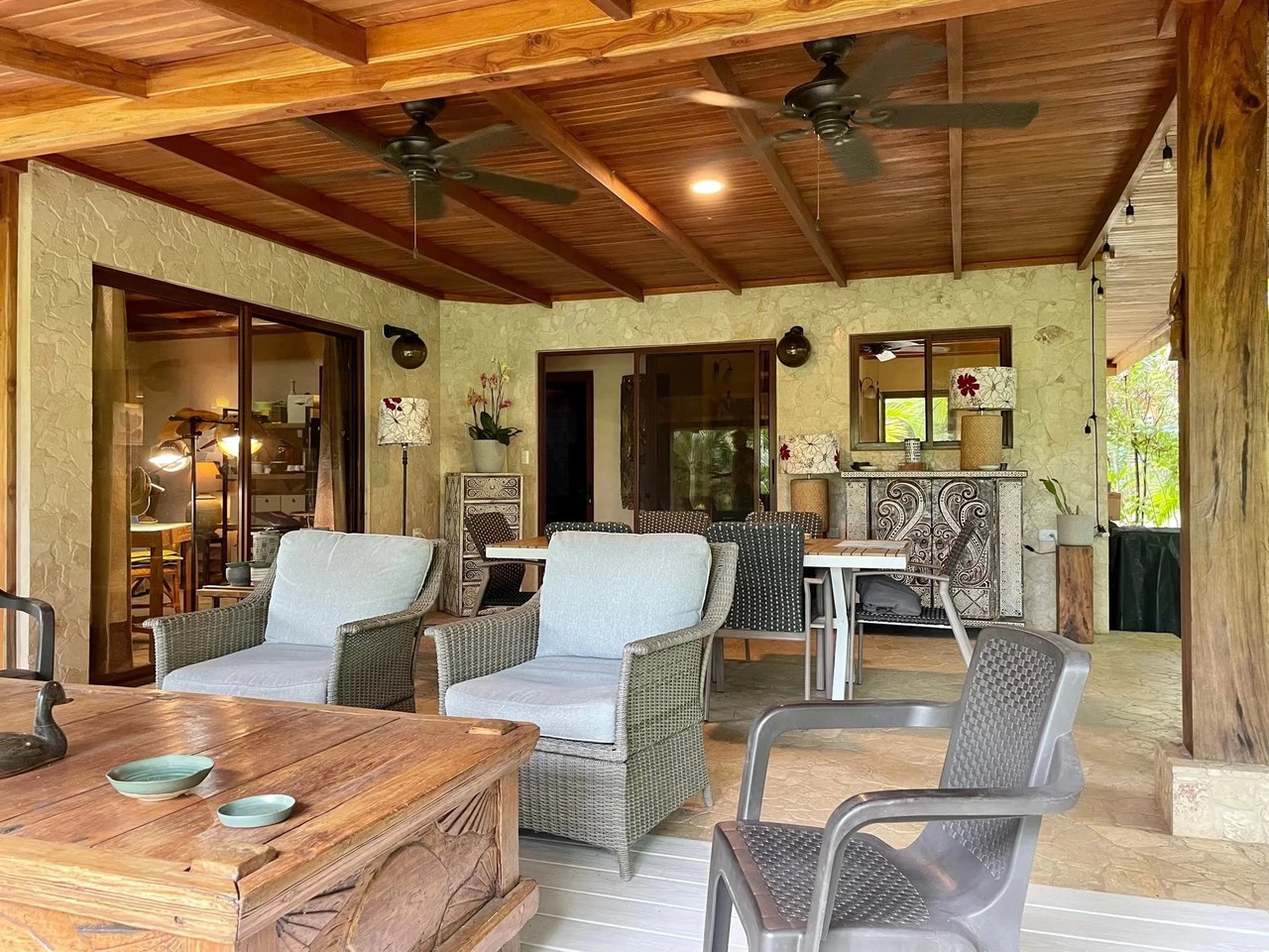Boutique Eco-Lodge close to Tambor, Costa Rica – Tranquil, Turn-key Retreat on 3.3 Acres: Boutique Eco-Lodge close to Tambor, Costa Rica – Tranquil, Turn-key Retreat on 3.3 Acres - Gallery image 3