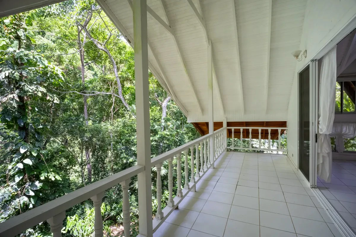 ID 26: 2 BD/2 BA Private Jungle Chalet in a Gated Community Near Hone Creek - Gallery image 18