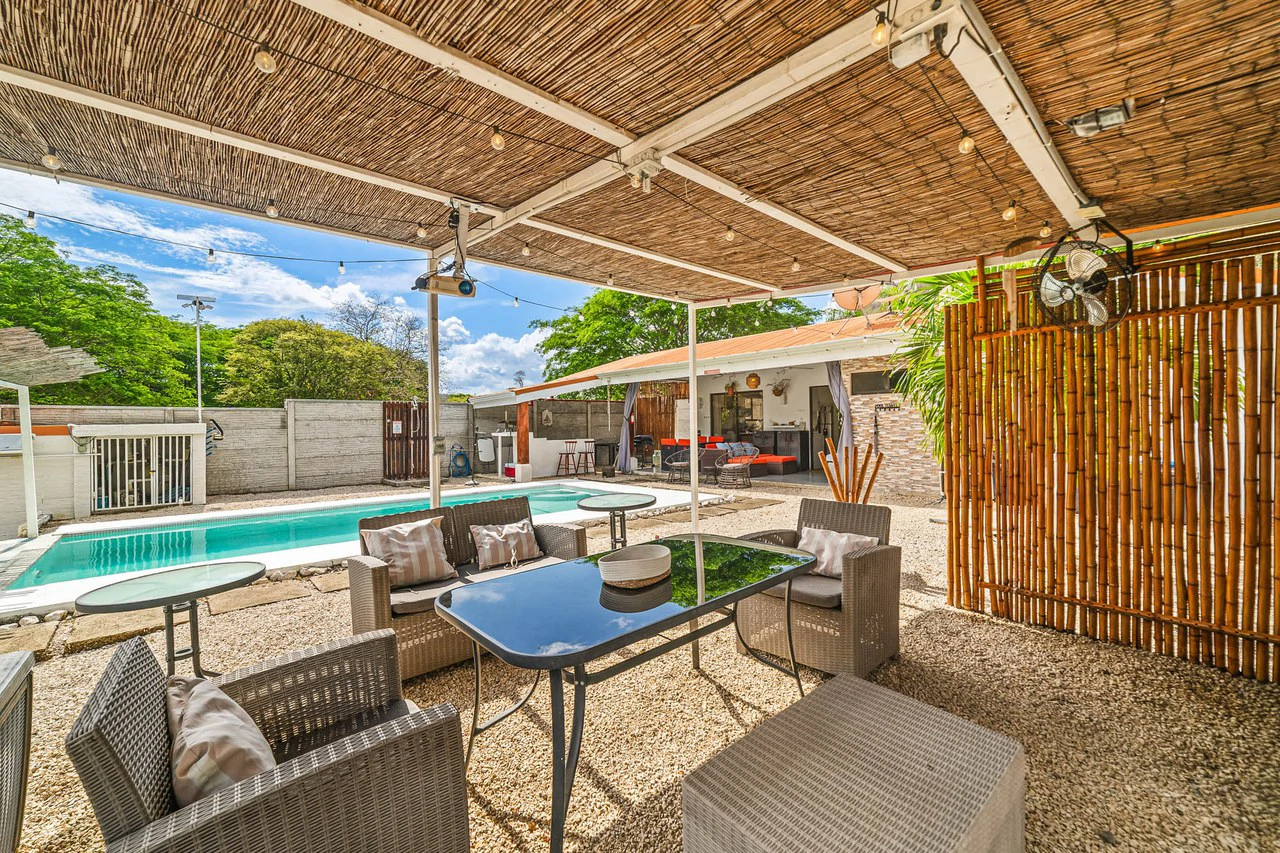 Casa Diria: Peaceful Turnkey 2BR Near Beaches - Gallery image 9