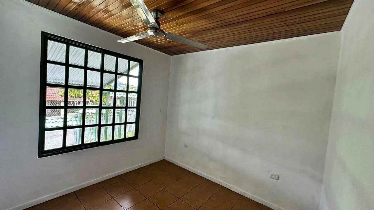 CASA RESIDENCIAL OASIS: Two Properties in El Oasis, Atenas - photo 9