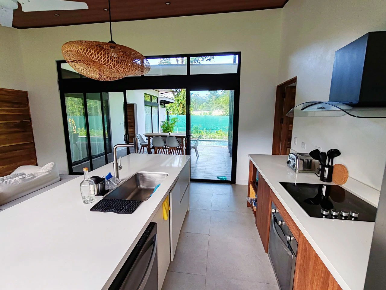 ID 4205: Modern Three-Bedroom Villa with Private Pool – Playa Negra, Puerto Viejo, Costa Rica - Gallery image 3