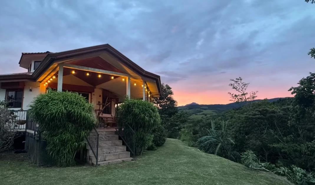 MOUNTAIN BREEZE VILLA - Gallery image 11