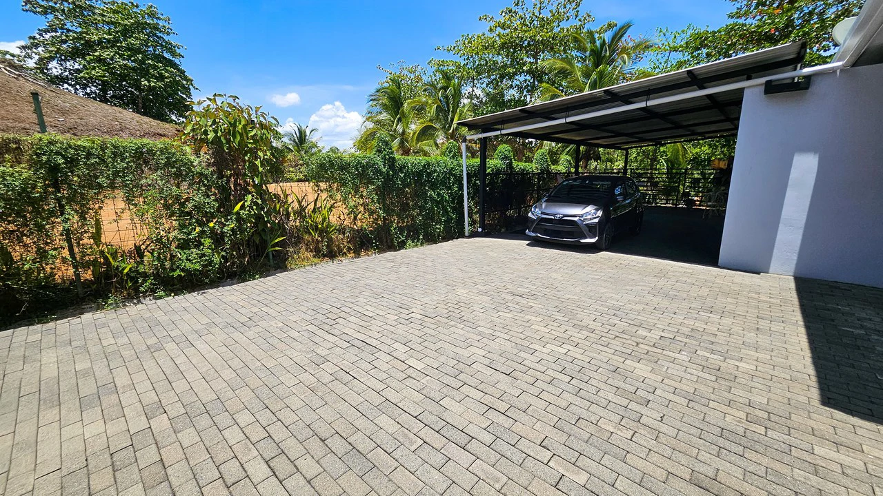 Beautiful Casa Irina, with pool and large yard: Close to the beach in tranquil Monterrey! - Gallery image 24