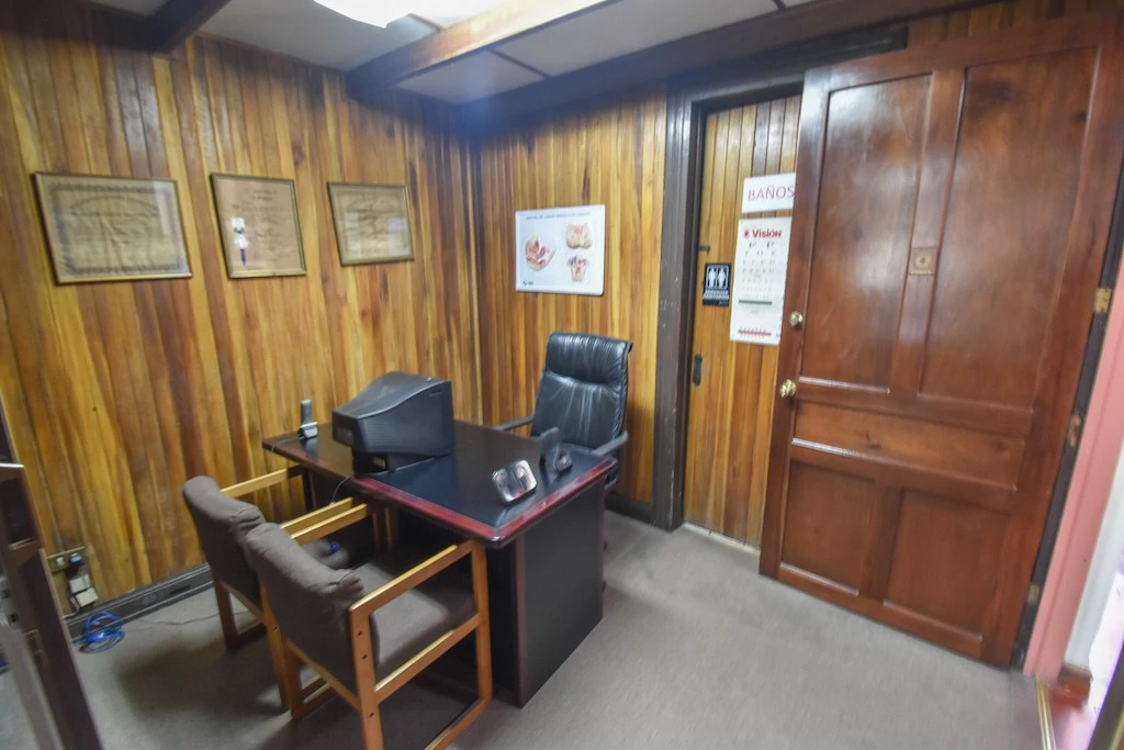 Propiedad Comercial de 250m2 en San José: Mixed Use Building For Sale in Catedral - Gallery image 9
