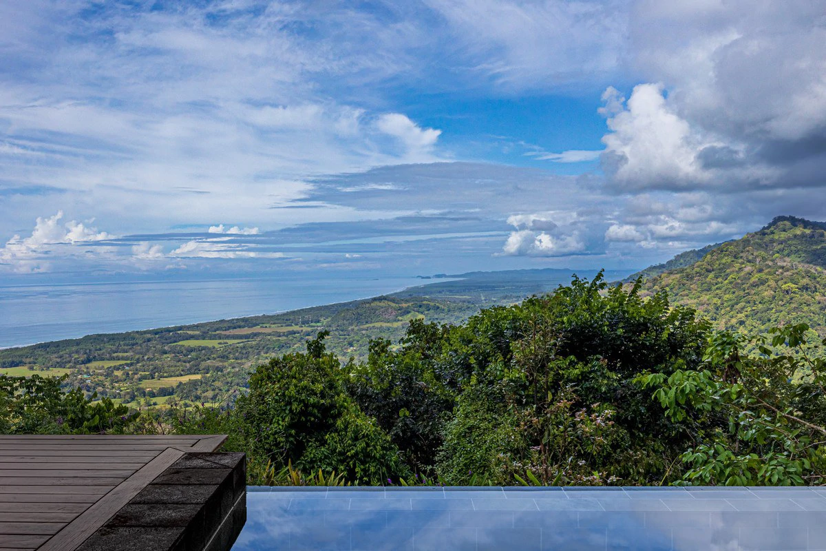 1.37 ACRES – 2 Bedroom Bali Style Home With Pool And THE BEST Ocean View!!!!! - Gallery image 47