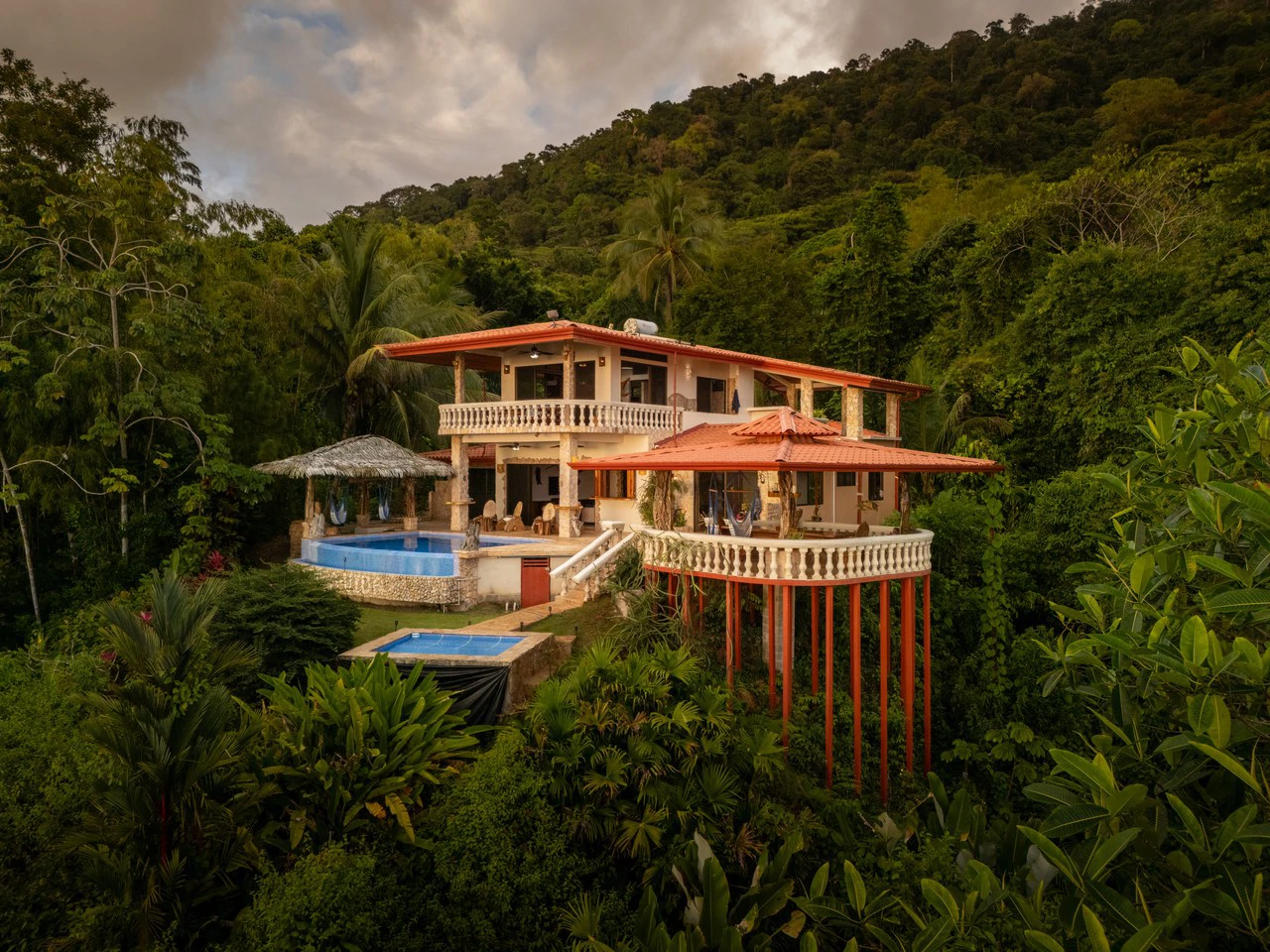 Mountain House For Sale in Escaleras - Gallery image 24