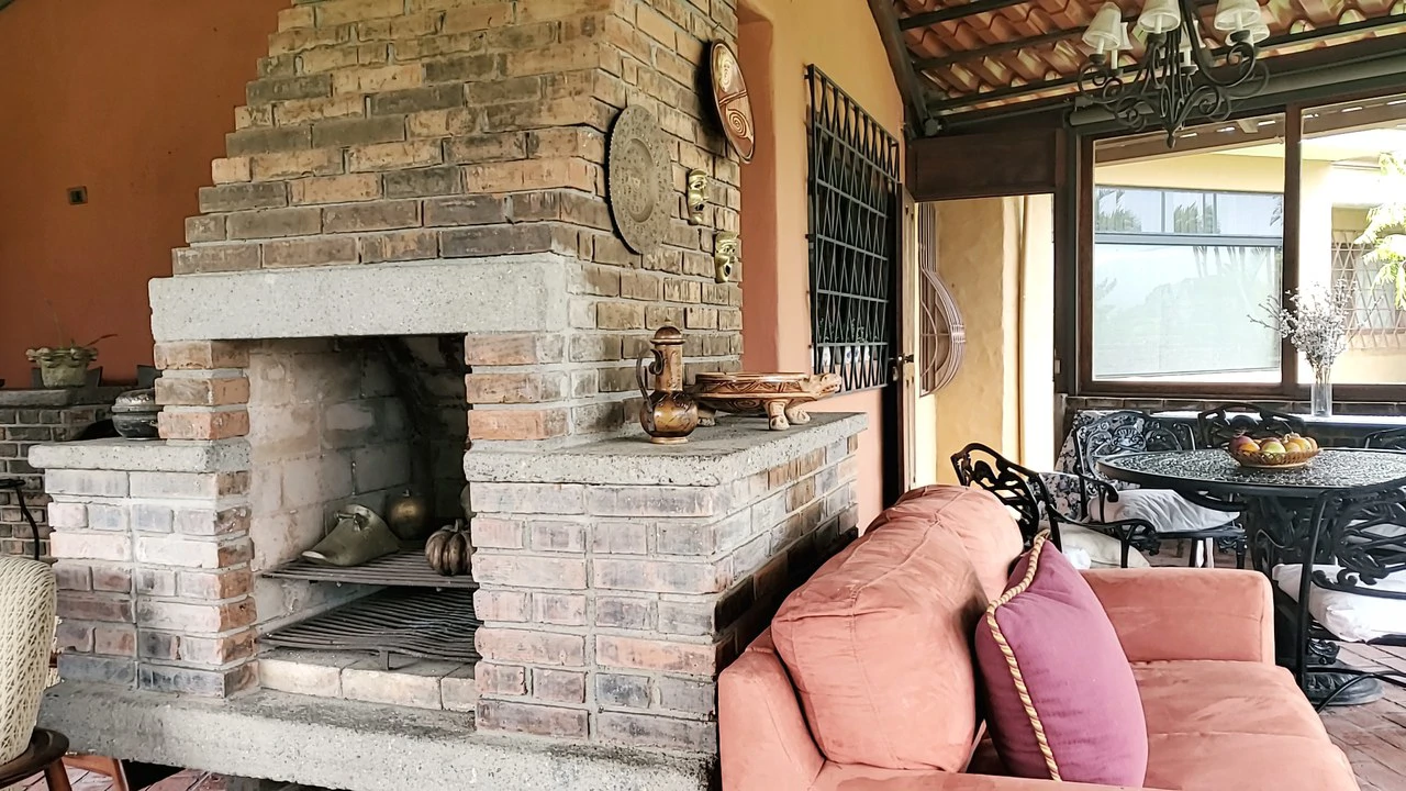Villa For Sale in San Luis - Gallery image 20