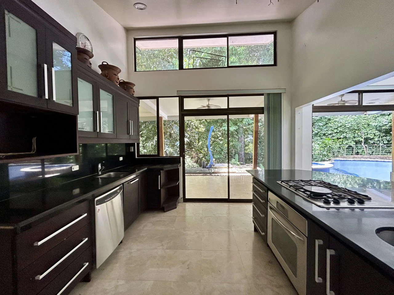 Fixer-Upper Home with an studio Office in Palmar Norte on a 7.58 Acres Property - Gallery image 27