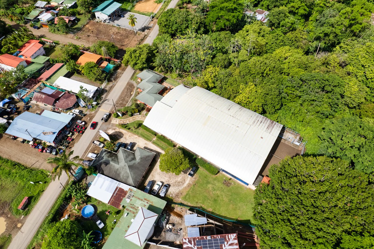 THRIVING SPORTS AND COMMERCIAL BUSINESS WITH OWNER FINANCING OPTION: Rincon Uvita - Gallery image 35
