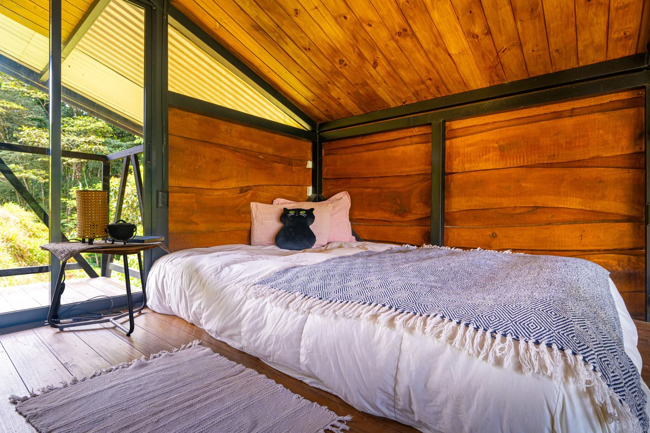 Off Grid Cabin - San Vito: Mountain Property For Sale in San Vito - Gallery image 38